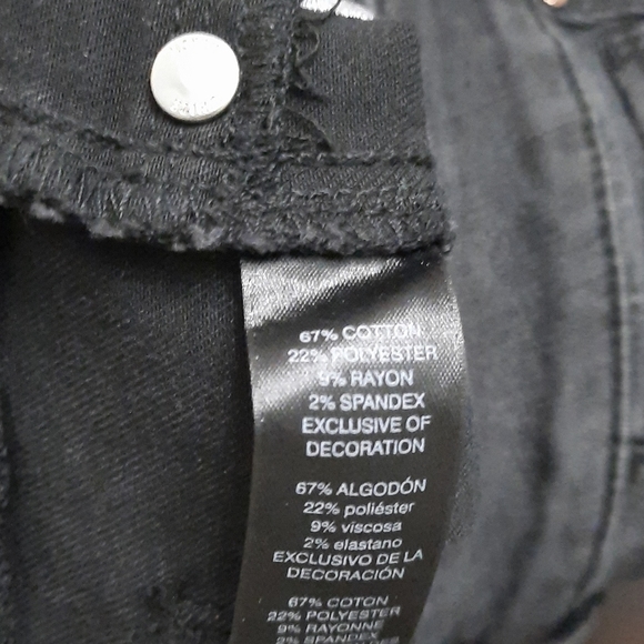 WHBM Floral Embroidered Jeans - Picture 6 of 9